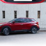 KICKS_MY19_VLP_nim_3000x2000.jpg.ximg.l_full_m.smart